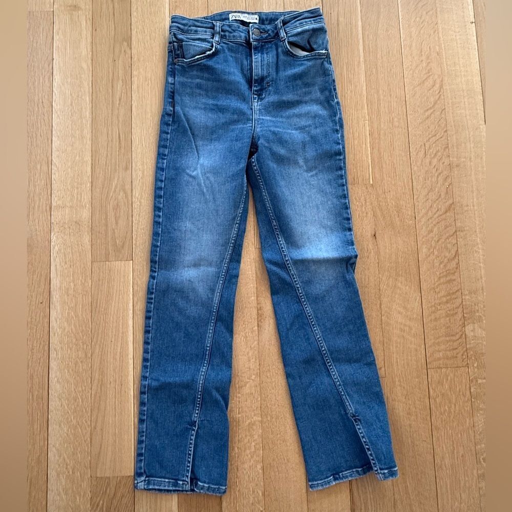 Zara Women's Straight Leg Blue Jeans